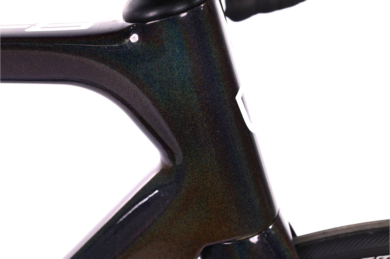 Mendiz F8 Rival AXS