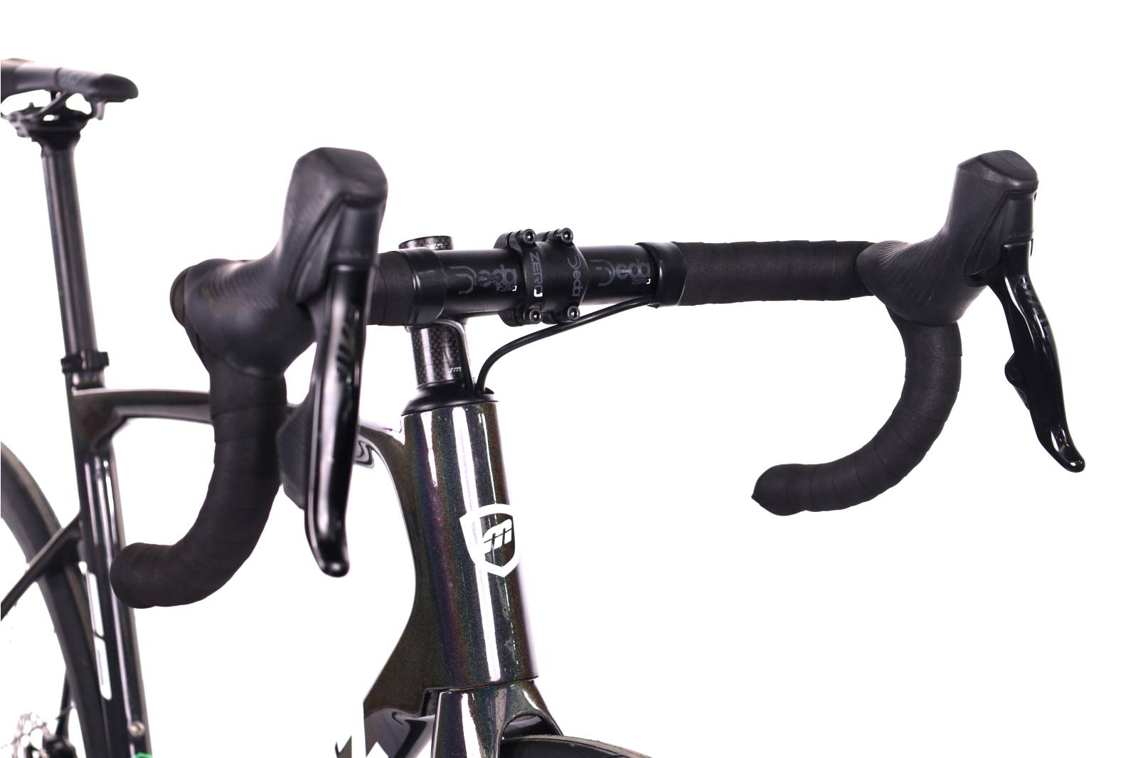 Mendiz F8 Rival AXS