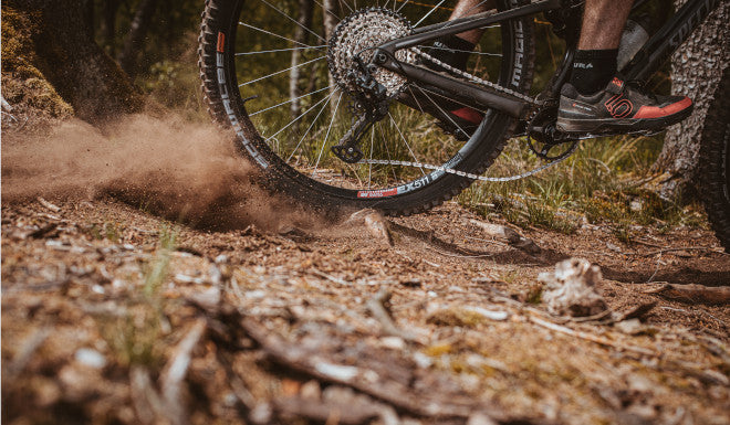 Nouvelle gamme VTT Schwalbe, lancement en grande pompe des Super Decade