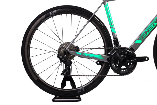 Berria Belador 105 Disc - Bici da corsa